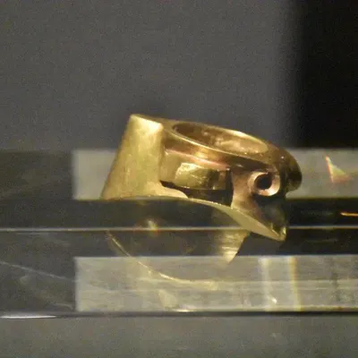 Nhẫn bắn cung đeo ngón cái Trung Hoa cổ – Vua nước Rui