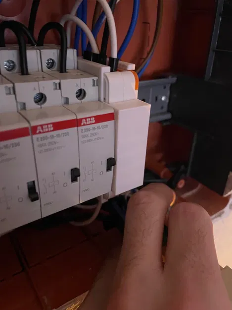 Giá gắn DIN rail cho Sonoff Mini R4 - Image 8