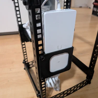 Giá đỡ rack 2HE cho PSU Ubiquity 210W