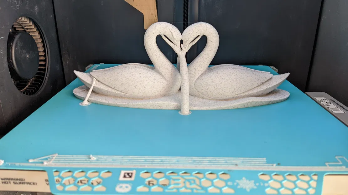Swan Love – Tượng Thiên Nga Trái Tim Lãng Mạn - Image 3