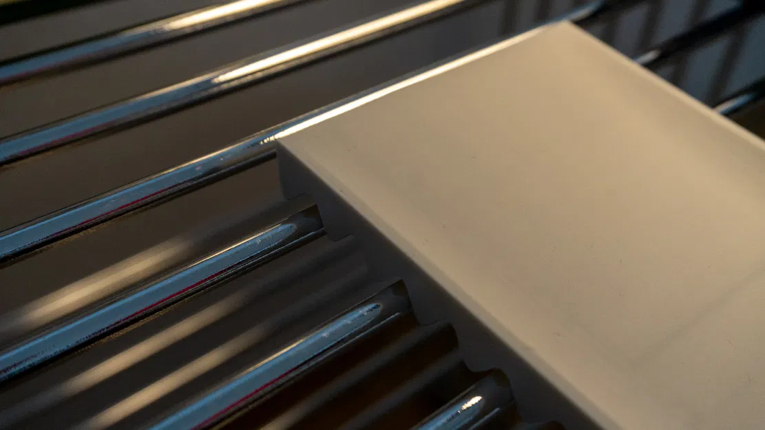 Khay Grid – khay gắn cho bề mặt lưới (grid) - Image 3