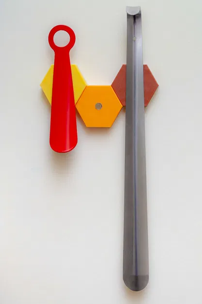 Giá treo nạy giày gắn tường dùng nam châm (Magnetic shoe horn wall mount) - Image 2