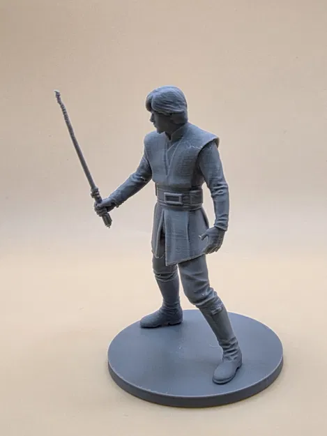 Miniature Luke Skywalker (Star Wars‑inspired) – Mô hình 3D - Image 3