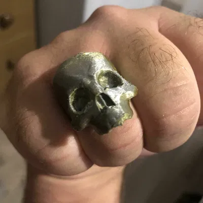 Nhẫn đầu lâu (Skull ring)