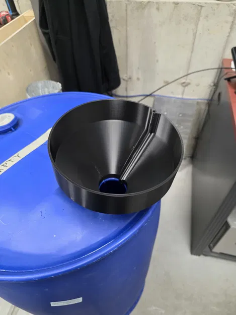 Phễu có lỗ thông hơi cho thùng phuy nhựa (poly drums) - Image 1