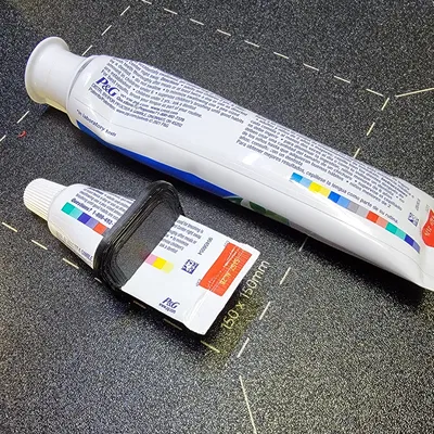 Dụng cụ bóp kem đánh răng cỡ du lịch (Travel Size Toothpaste Squeezer)