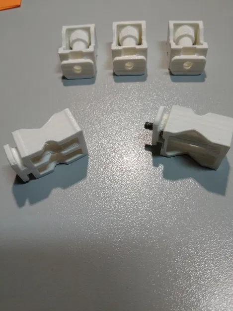 Kẹp cáp cho lắp đặt điện - Image 1