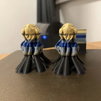 Mô hình nhân vật Klingon (Klingon figurine)