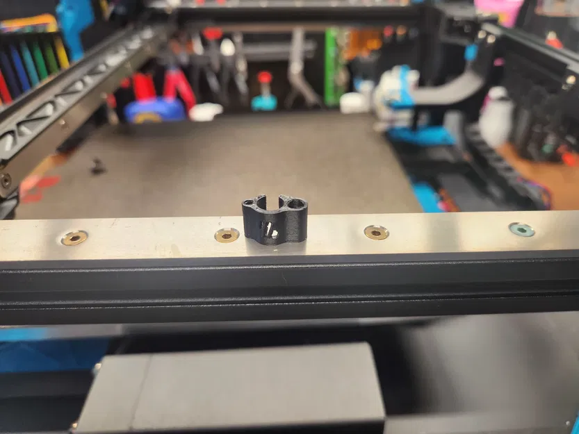 Kẹp Umbilical có PTFE Guide & Filament Support logo Voron - Image 4