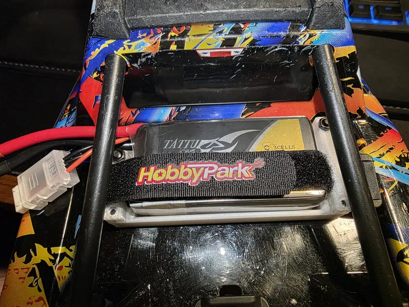 Khay Pin Phụ (Auxilary) cho Traxxas Maxx – Traxxas Maxx Auxilary Battery Tray - Image 1