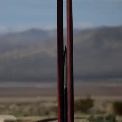 Tháp phóng rocket công suất cao (High Power Rocket Launch Tower)