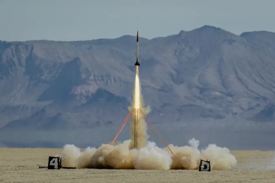 Tháp phóng rocket công suất cao (High Power Rocket Launch Tower) - Image 4