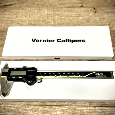 Hộp đựng thước cặp điện tử (Electronic Vernier Callipers) 150mm