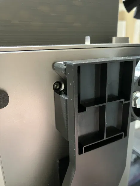 Giá gắn Qidi Plus4 Box Spoolholder Mount - Image 3