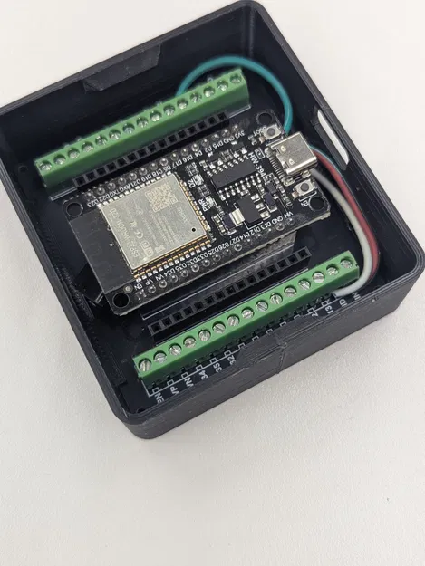 Vỏ hộp cho board phát triển ESP32 (ESP32 development board enclosure) - Image 3