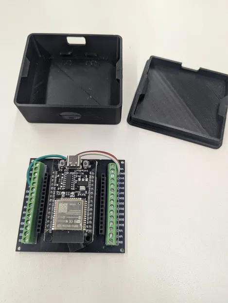 Vỏ hộp cho board phát triển ESP32 (ESP32 development board enclosure) - Image 4