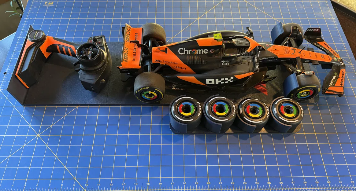 Móc Treo Tường Xe F1 R/C (Wall Hanger) - Image 3