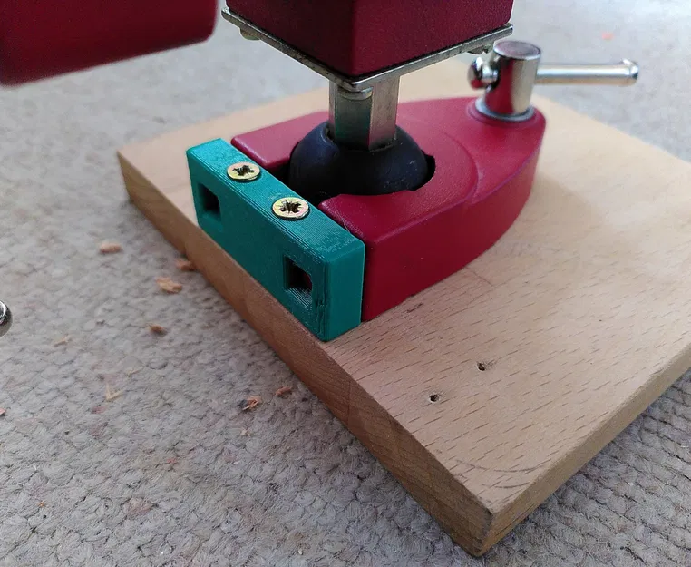 Thay đế kẹp bàn cho Mannesmann mini vise (Mannesmann suction vise base replacement) - Image 2