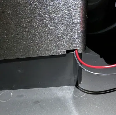 Ốp shroud quạt xả 8038 cho Qidi Plus 4