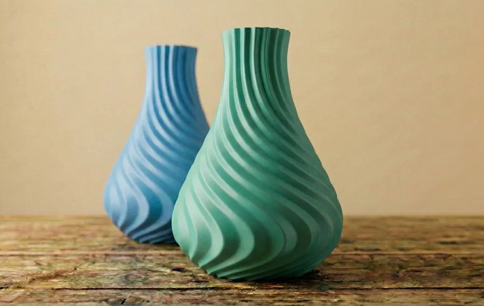 Bộ Sưu Tập Bình Xoắn Twisted Vase Collection - Image 1
