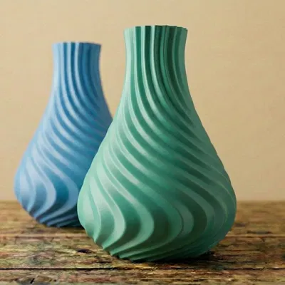 Bộ Sưu Tập Bình Xoắn Twisted Vase Collection