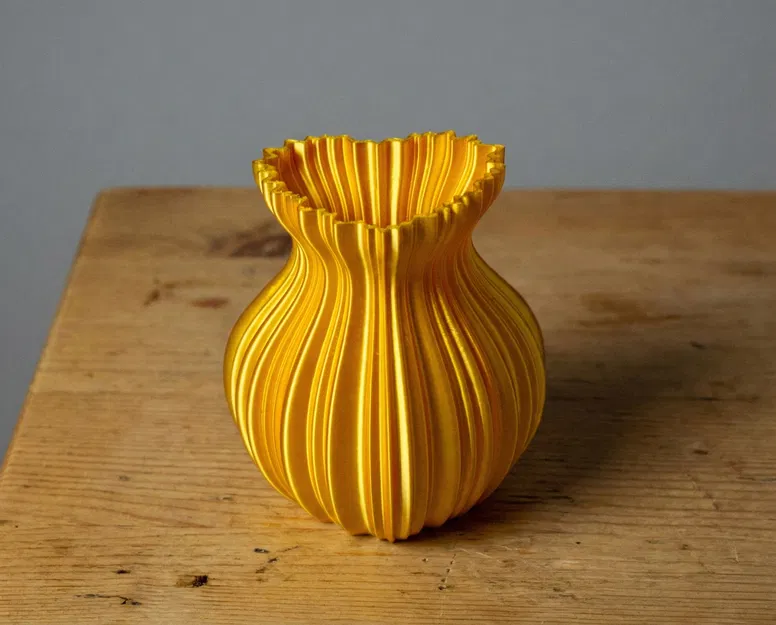 Bình hoa Trái Tim (Heart Vase) - Image 3