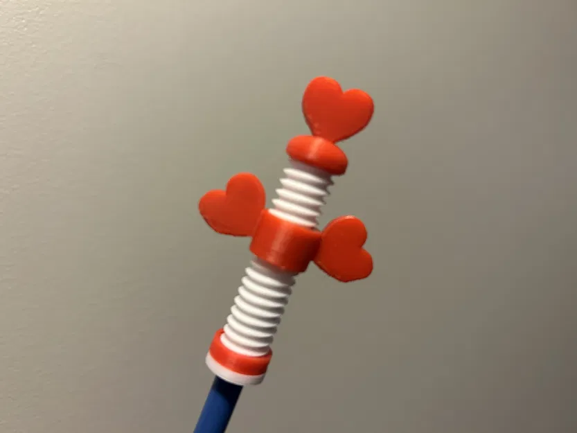 Đầu bút chì fidget xoắn kiểu Valentine (Valentine's Twisty Fidget Pencil Topper) - Image 1
