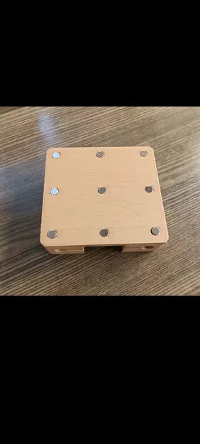 Giá đỡ/đế sạc điện thoại gắn tường bằng nam châm - Image 2