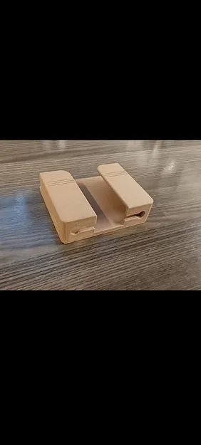 Giá đỡ/đế sạc điện thoại gắn tường bằng nam châm - Image 3