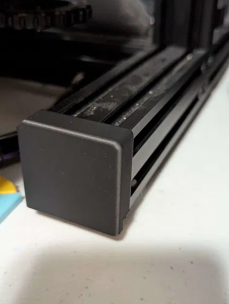 Bản Remix Nắp Chụp Nhôm 4040 cho Creality Ender 3/Ender 3 Pro (V1) - Image 1