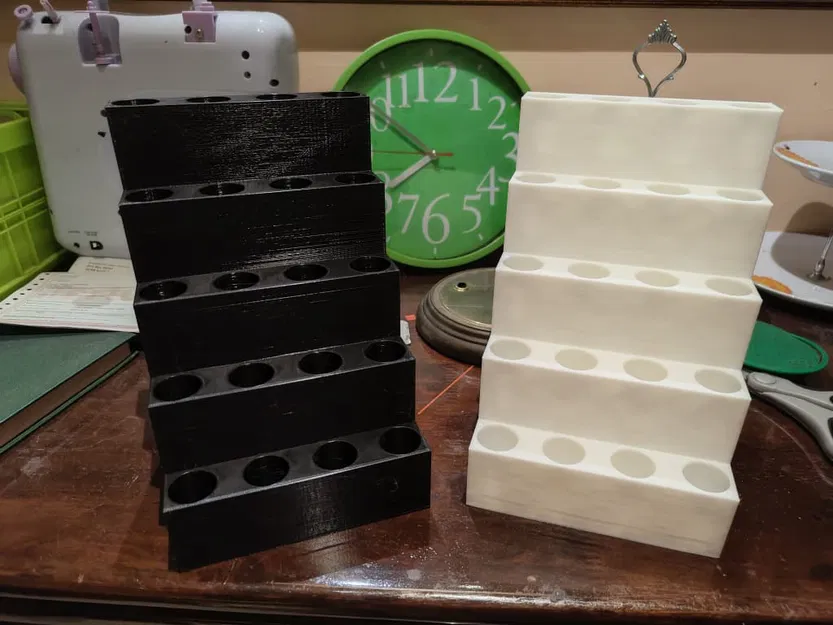 Kệ để sơn dặm (Touch Up Paint Rack) - Image 1