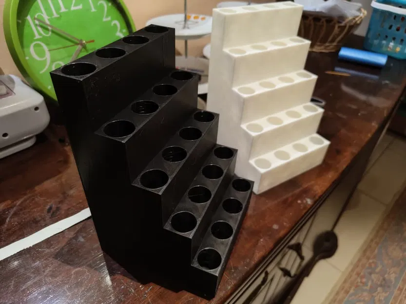 Kệ để sơn dặm (Touch Up Paint Rack) - Image 3