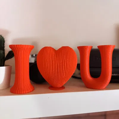 I love you – Bộ chữ trang trí kiêm bình cắm hoa (Fuzzy Skin)