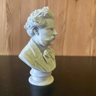 Johann Strauss II – Bust