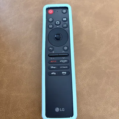 Remote LG AI MR25GA kèm ngàm giữ AirTag