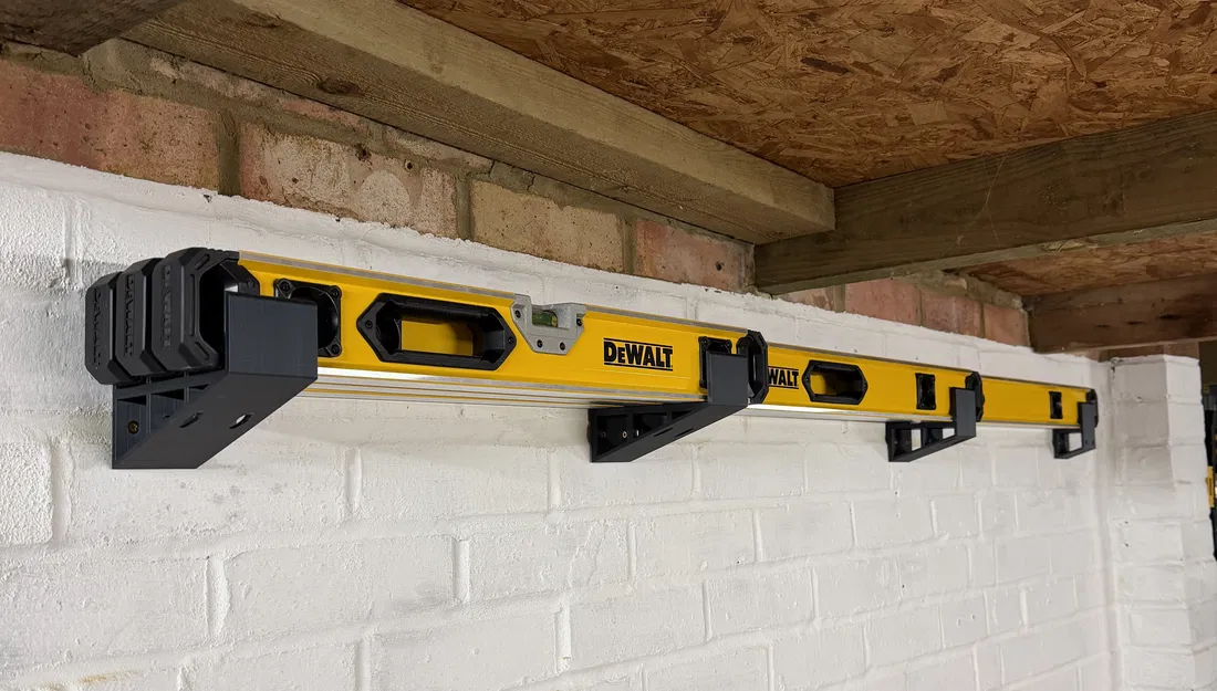 Giá Treo Thước Thủy (Spirit Level) Lên Tường - Image 1