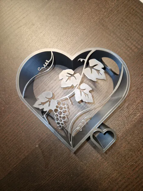 Giá đỡ chai rượu vang hình trái tim - Image 3