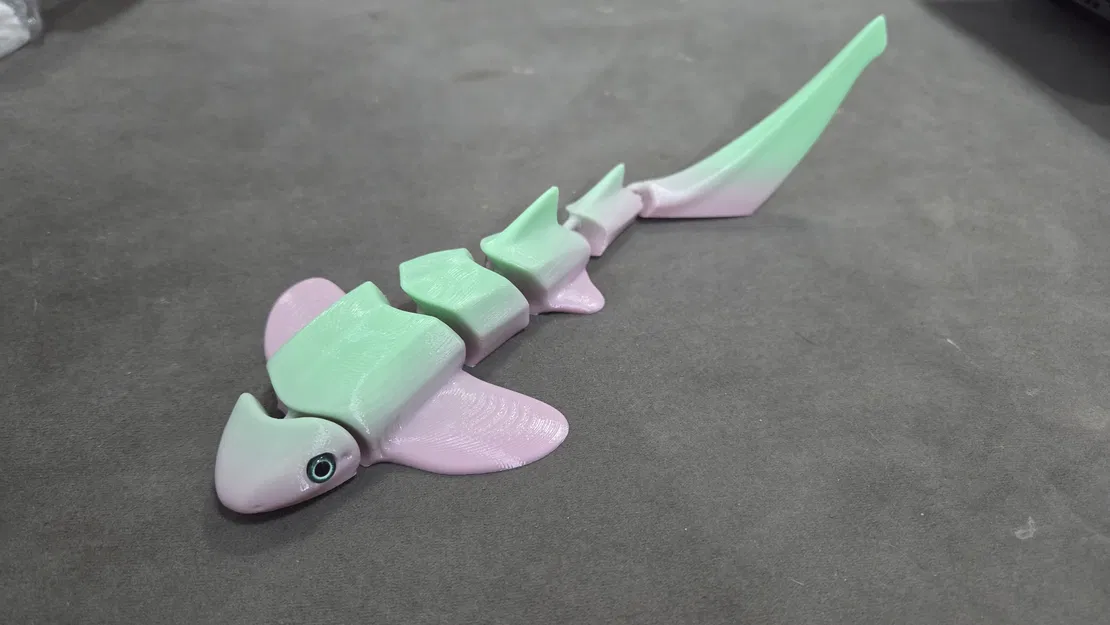 Cá mập Zebra dạng khớp (Articulated) – tương thích mắt kính 6mm - Image 1