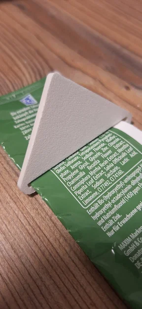 Dụng cụ bóp tuýp kem đánh răng (Toothpaste Squeezer) - Image 2