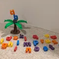 Alphabet Tree Topple – Trò Chơi Cân Bằng Chữ Cái - Thumbnail 2