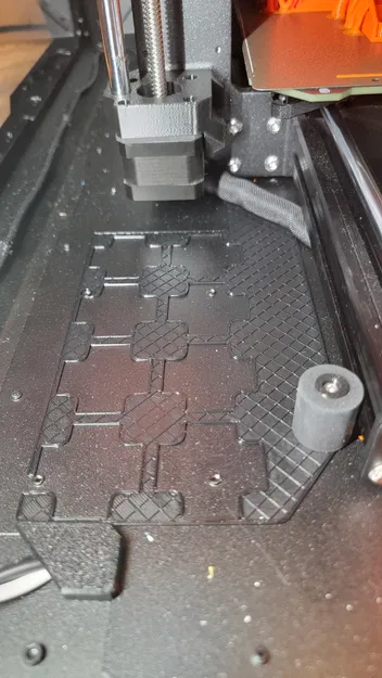 Prusa MK4 Gridfinity Base cho Prusa Enclosure (chừa chỗ vít & dây display) - Image 3