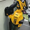 Giá treo tường cho máy hút bụi Dewalt Stick Vacuum - Thumbnail 1