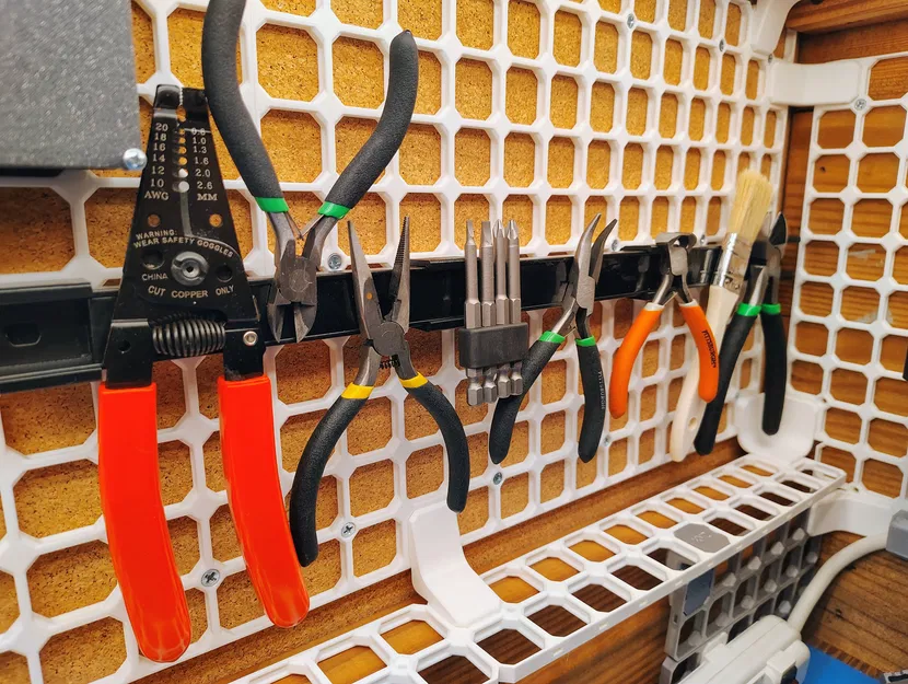 openGrid Magnetic Tool Rack Mount (Giá đỡ thanh nam châm treo dụng cụ cho openGrid) - Image 1