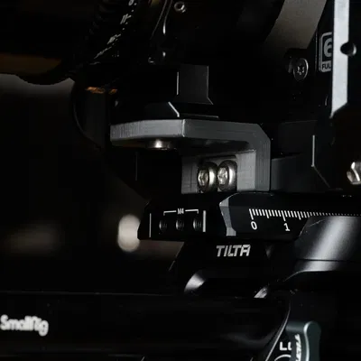 Gá đỡ DZO Lens Adapter cho Tilta cage của Pyxis 6K