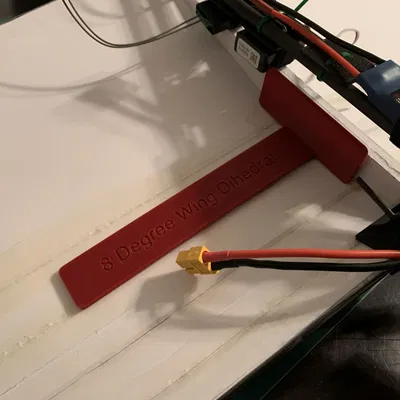 Thước canh góc dihedral cánh 8 độ (8 degree wing dihedral set gauge)