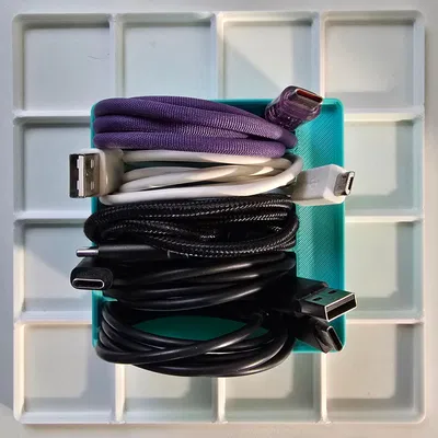 Gridfinity Cable Storage 2x2