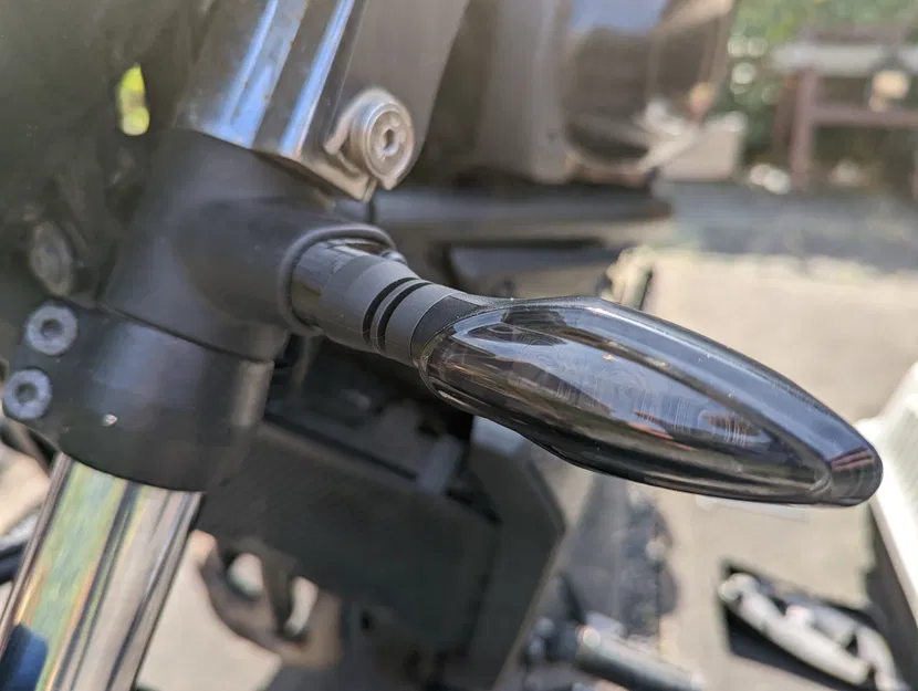 Adapter gắn xi-nhan cho Kawasaki Vulcan S - Image 5