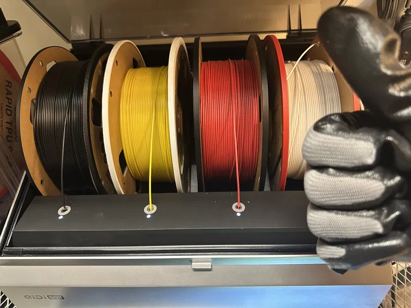 Vòng kẹp snap spool giấy cho QIDI Box (fit như nắp hũ) (stp, step) - Image 1