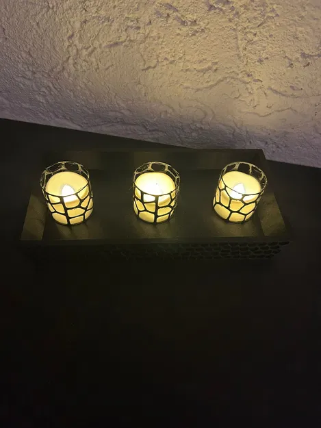 Đế Nến Tea Light Voronoi 3 Ngăn (Triple Voronoi Tea Light Holder) - Image 4
