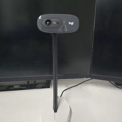 Giá đỡ webcam C270 cho gọi conference (kèm file Fusion 360)